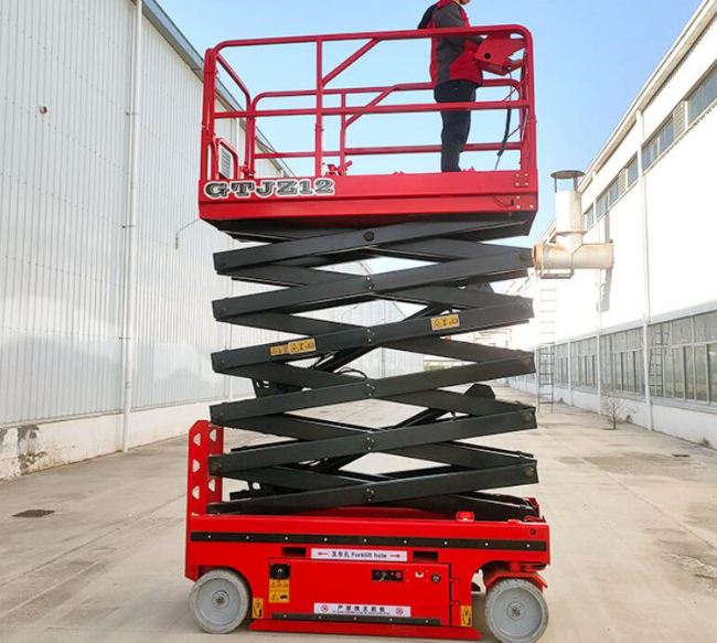 翁田镇自行走移动式升降机